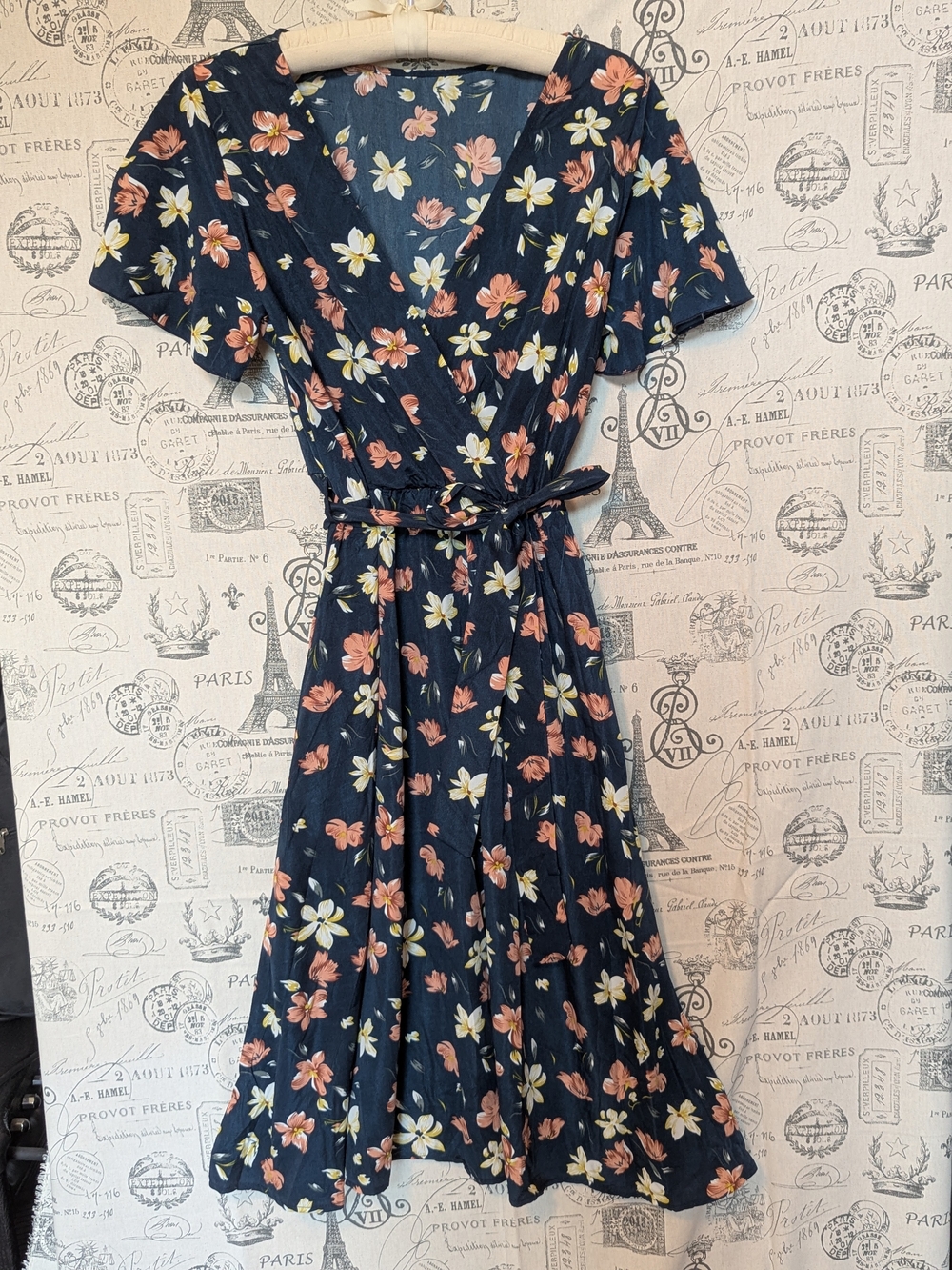 Floral Navy Wrap Midi Dress with Self-Tie Waist Size Large